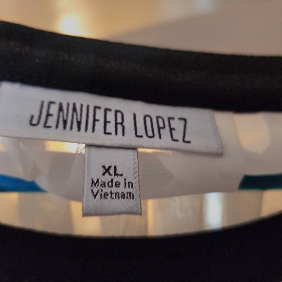 Top - Picture 6 of 7